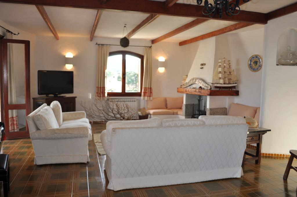 Villa Annalia Cannigione Bagian luar foto